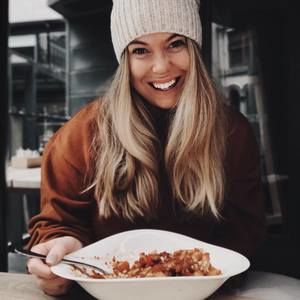 Meet your Posher, Victoria ellen jane